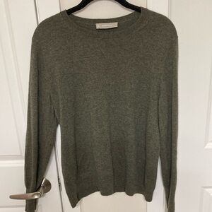 Cashmere classic crew sweater